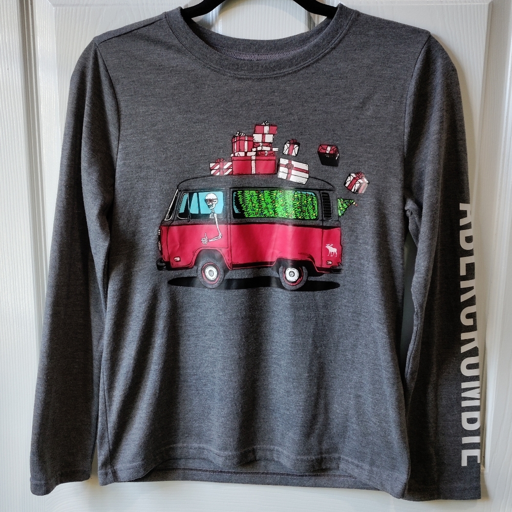Abercrombie kid's Christmas long sleeve shirt size 13/14